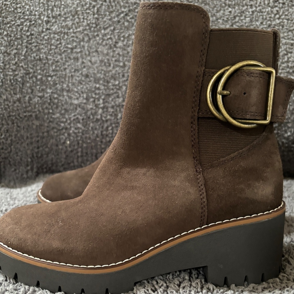 BLONDO Dakota Waterproof Bootie women’s size 6M NWT
